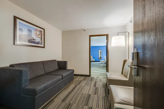 Alexis Inn and Suites Nashville 4