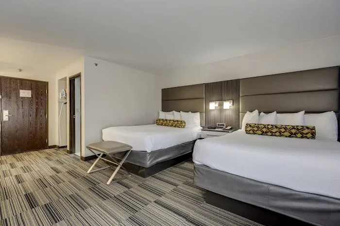 Alexis Inn and Suites Nashville 4