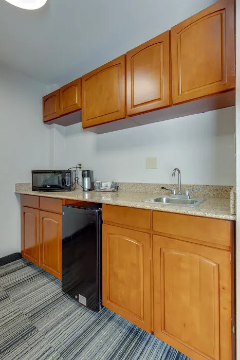 Alexis Inn and Suites Nashville 4