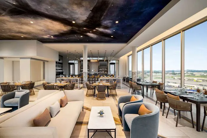 Hilton BNA Nashville Airport Terminal 4