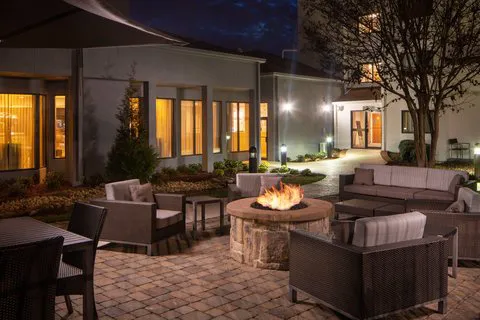 Courtyard Nashville Airport 5