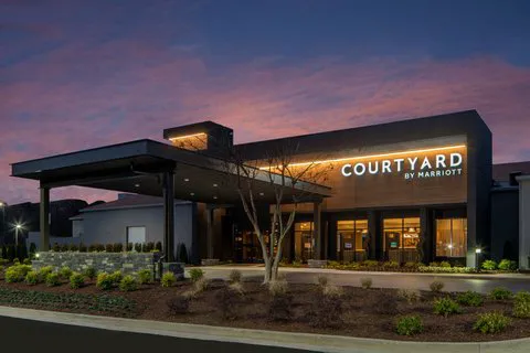 Courtyard Nashville Airport 5