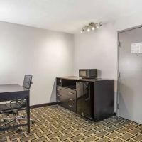 Comfort Suites Nashville Airport - BNA ico