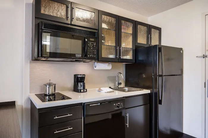 Sonesta Simply Suites Nashville Brentwood 4