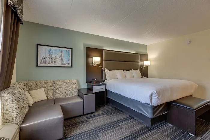 Club-Hotel Nashville 5