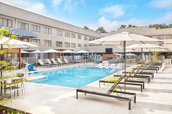 DoubleTree Suites by Hilton Hotel Nashville Airport 5