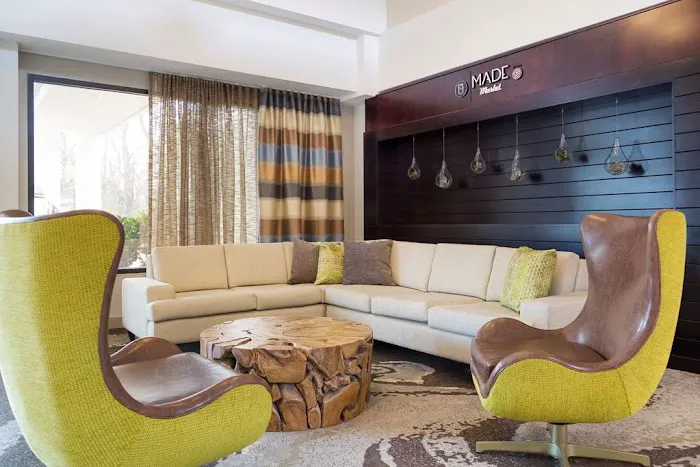 DoubleTree Suites by Hilton Hotel Nashville Airport 5