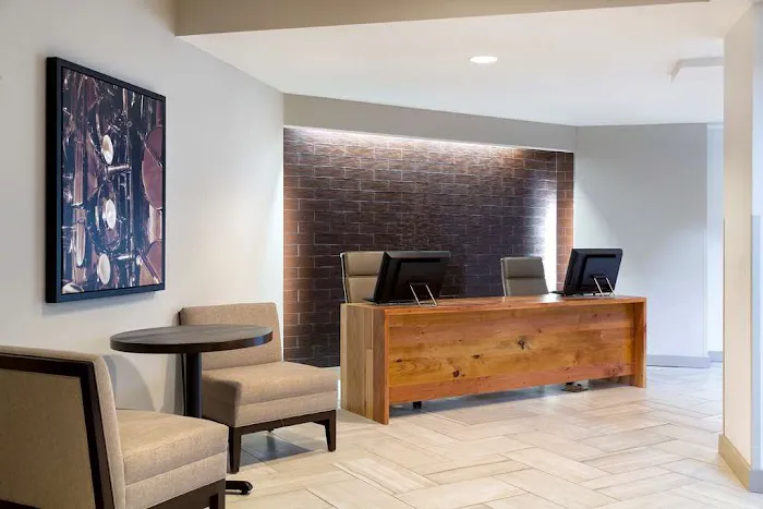 DoubleTree Suites by Hilton Hotel Nashville Airport 5