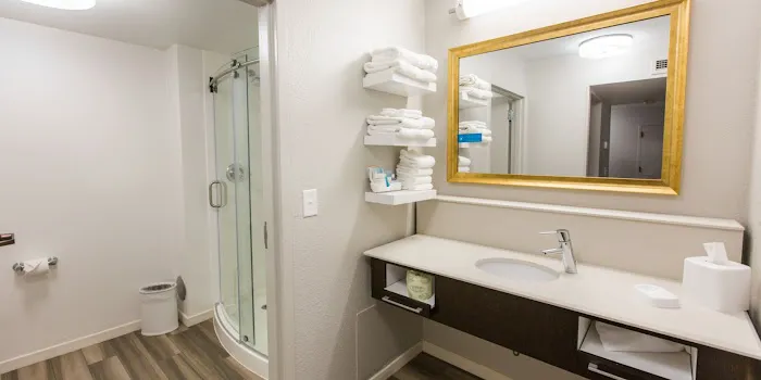 Hampton Inn & Suites Nashville-Airport 5