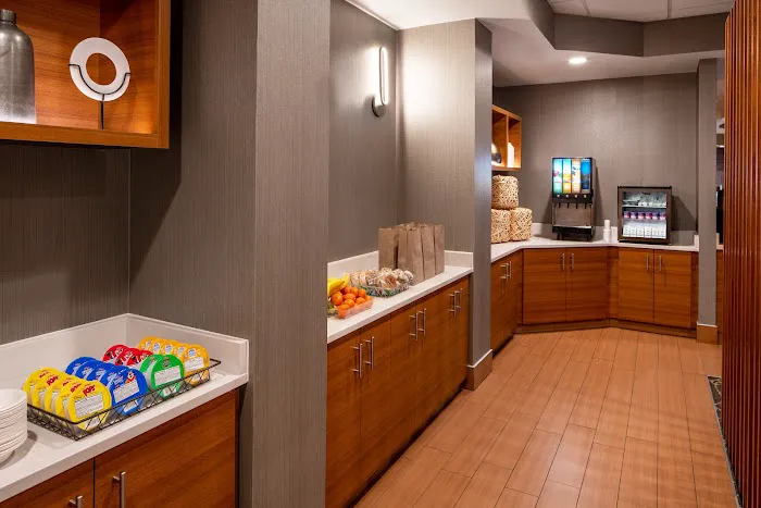 Sonesta Select Nashville Airport Suites 5