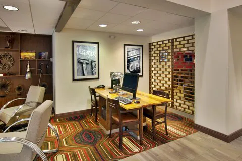 Four Points by Sheraton Nashville Airport 5