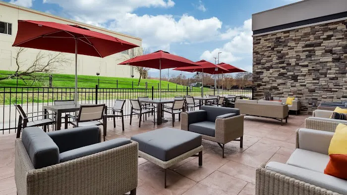 Holiday Inn Nashville Airport by IHG 5