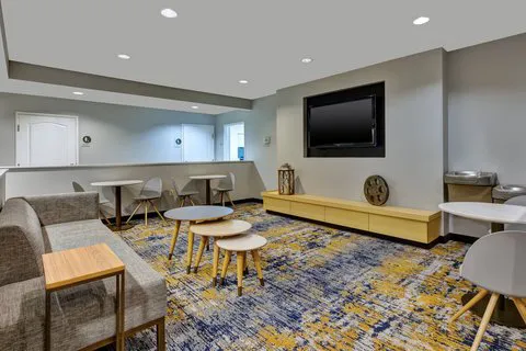 TownePlace Suites Nashville Airport 5