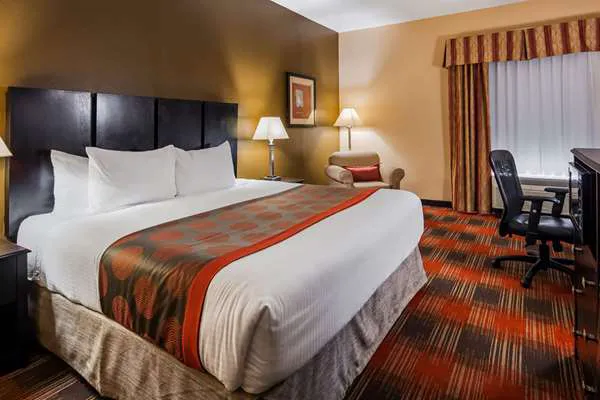 Baymont by Wyndham La Vergne 4