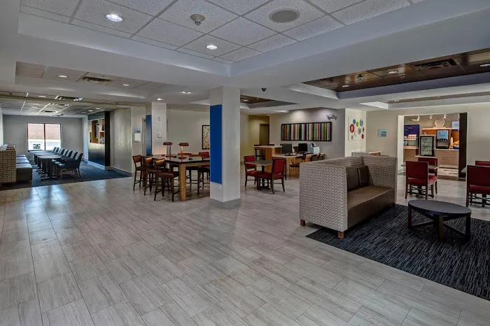 Holiday Inn Express & Suites Smyrna-Nashville Area by IHG 4