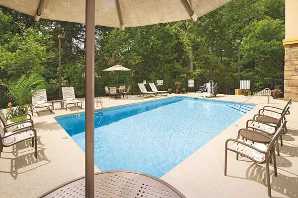 La Quinta Inn & Suites by Wyndham Smyrna TN - Nashville 4