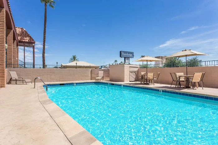 Travelodge by Wyndham Mesa 4