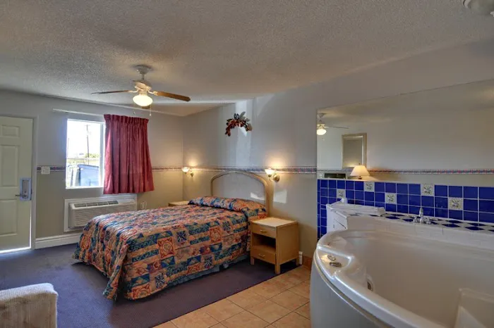American Executive Inn Mesa 4