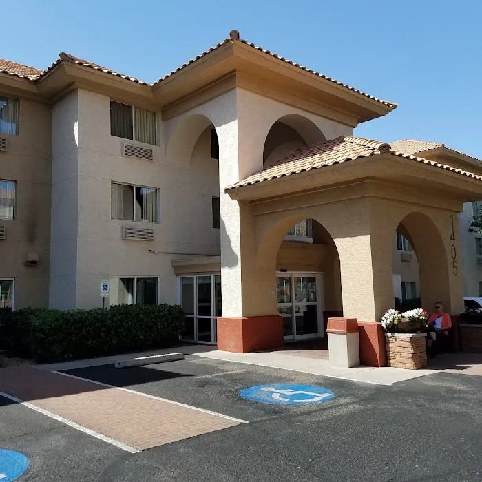 GreenTree Inn & Suites Mesa / Phoenix 4