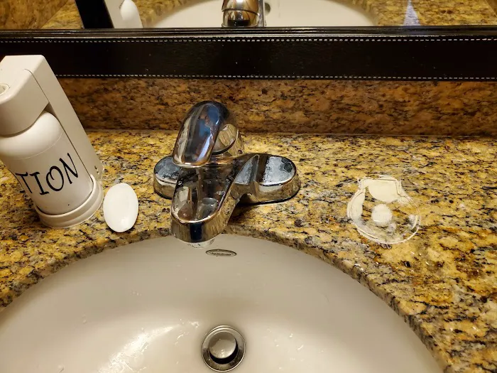 Holiday Inn Express & Suites Phoenix - Mesa West, an IHG Hotel 4