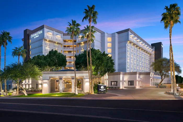 DoubleTree by Hilton Phoenix Mesa 4