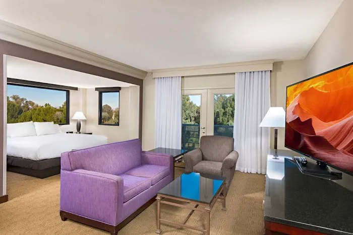 DoubleTree by Hilton Phoenix Mesa 4