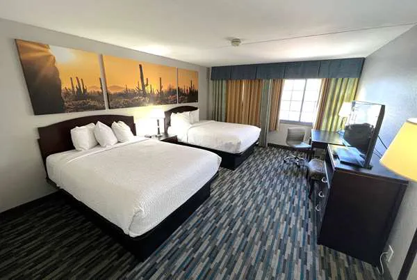 Days Inn & Suites by Wyndham Mesa Near Phoenix 4