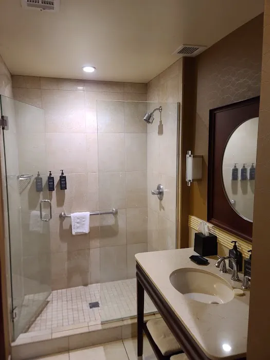 Sheraton Mesa Hotel at Wrigleyville West 5
