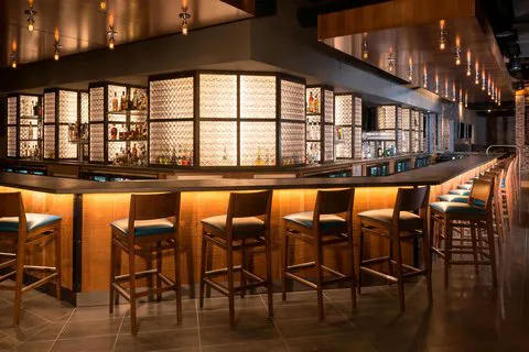 Sheraton Mesa Hotel at Wrigleyville West 5