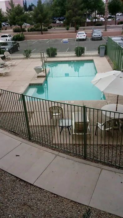 InTown Suites Extended Stay Phoenix AZ - Gilbert 4