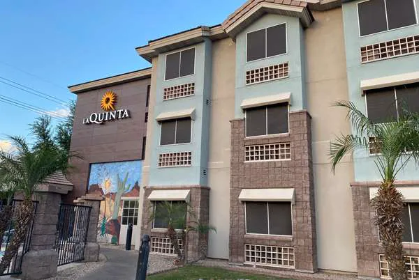 La Quinta Inn & Suites by Wyndham Tempe University / Phoenix 4