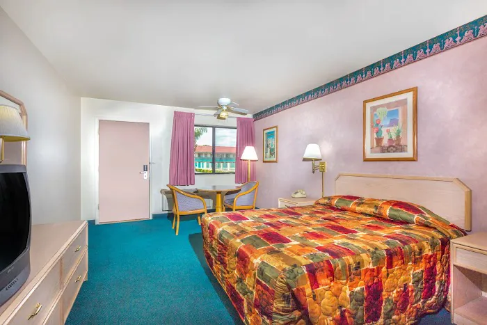 Superior Suites Phoenix Mesa 5