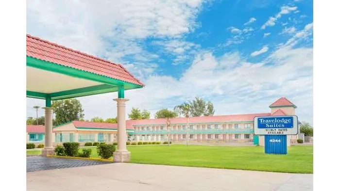 Superior Suites Phoenix Mesa 5