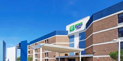 Holiday Inn Express & Suites Phoenix-Tempe, an IHG Hotel