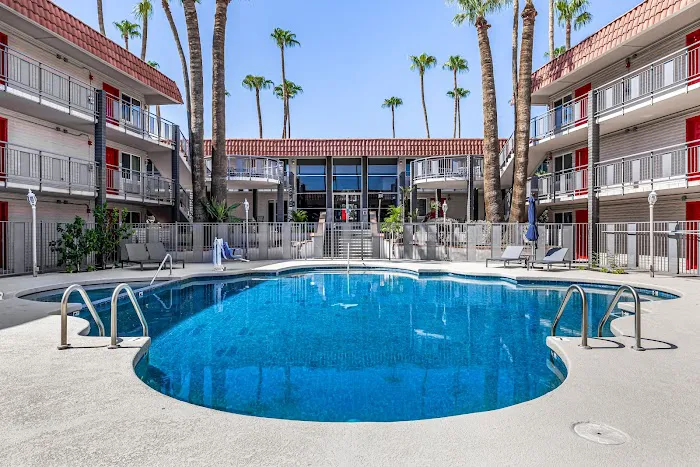 Tempe Oasis 4