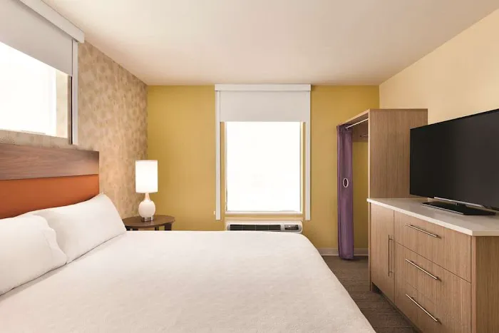 Home2 Suites by Hilton Phoenix Tempe, University Research Park 5