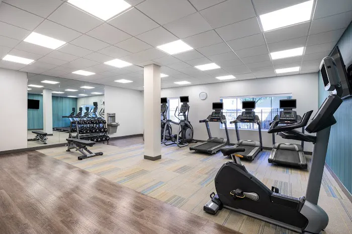 Holiday Inn Express & Suites Phoenix East - Gilbert by IHG 4