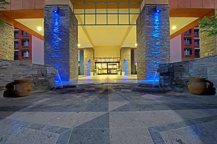Holiday Inn Express & Suites Tempe by IHG 5