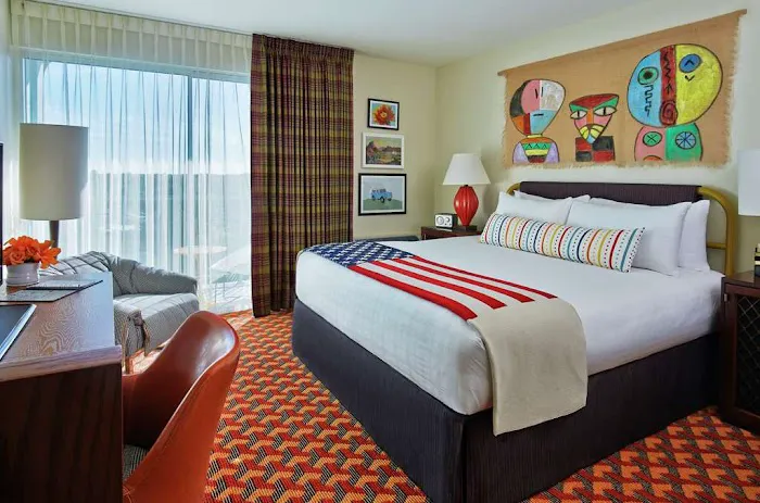 Graduate by Hilton Tempe 5