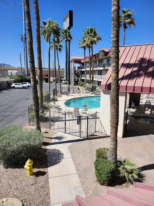 Ramada by Wyndham Tempe/At Arizona Mills Mall 5