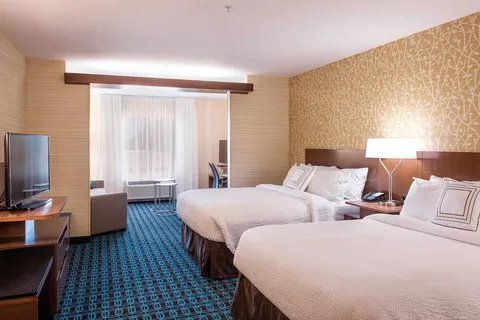 Fairfield Inn & Suites Phoenix Tempe/Airport 4