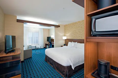 Fairfield Inn & Suites Phoenix Tempe/Airport 4