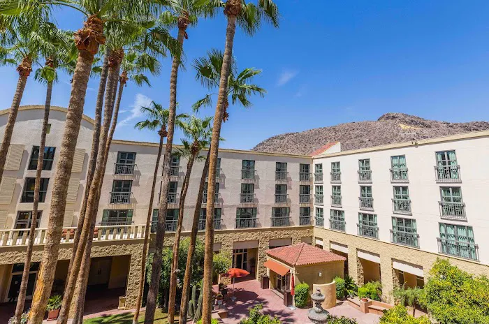 Tempe Mission Palms, a Destination by Hyatt Hotel 4