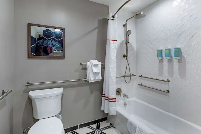 Vīb Hotel by Best Western Phoenix-Tempe 4