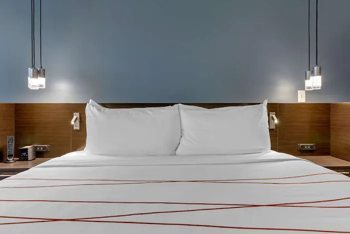 Vīb Hotel by Best Western Phoenix-Tempe 4