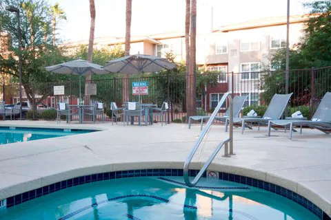SpringHill Suites Phoenix Chandler/Fashion Center 4