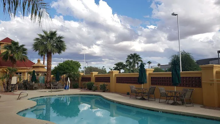 La Quinta Inn & Suites by Wyndham Mesa Superstition Springs 5