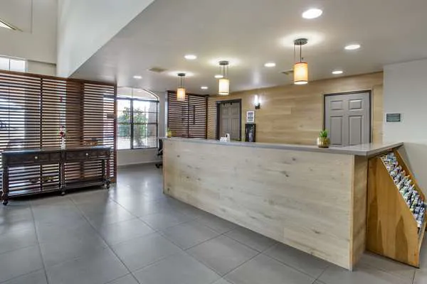 Country Inn & Suites by Radisson, Mesa, AZ 5