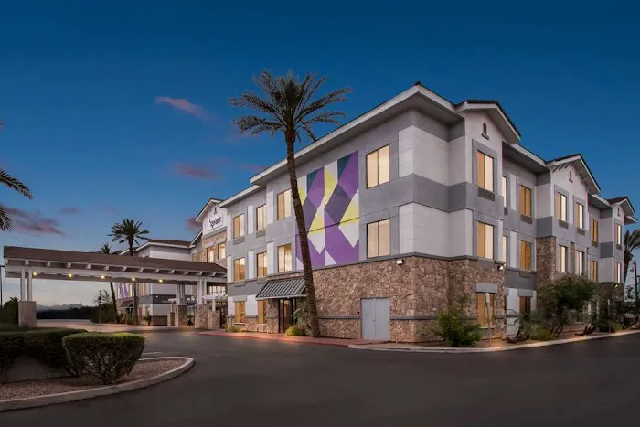 Spark by Hilton Phoenix East Mesa 4