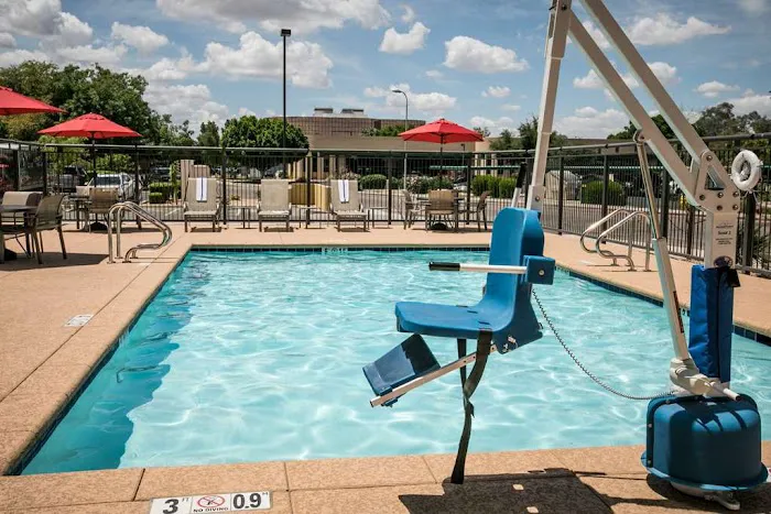 Hampton Inn & Suites Tempe/Phoenix Airport 4